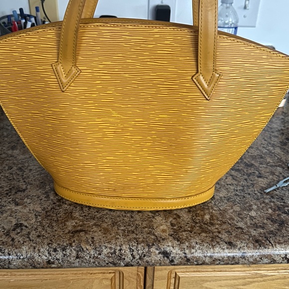 Authentic LV St Jaques PM - Picture 2 of 4